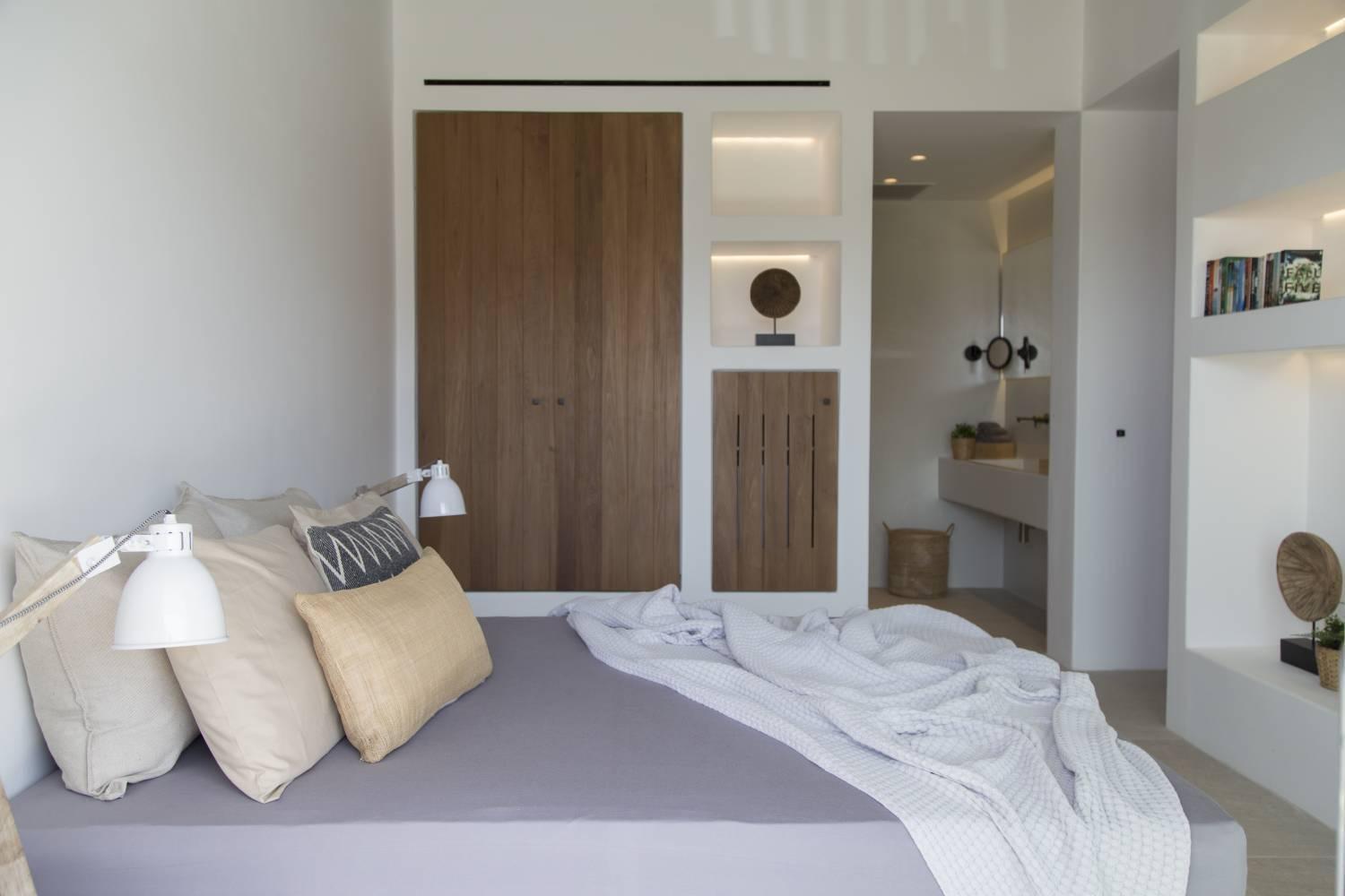 مِلوبوتاس Hide Out Suites الغرفة الصورة